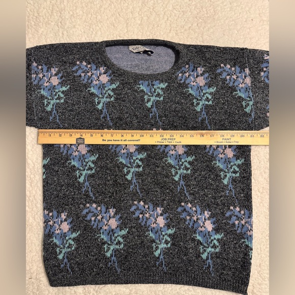 Kate Collin’s Vintage Floral Patterned Gray Sweater 80’s Retro-inspired.Medium - Picture 4 of 8